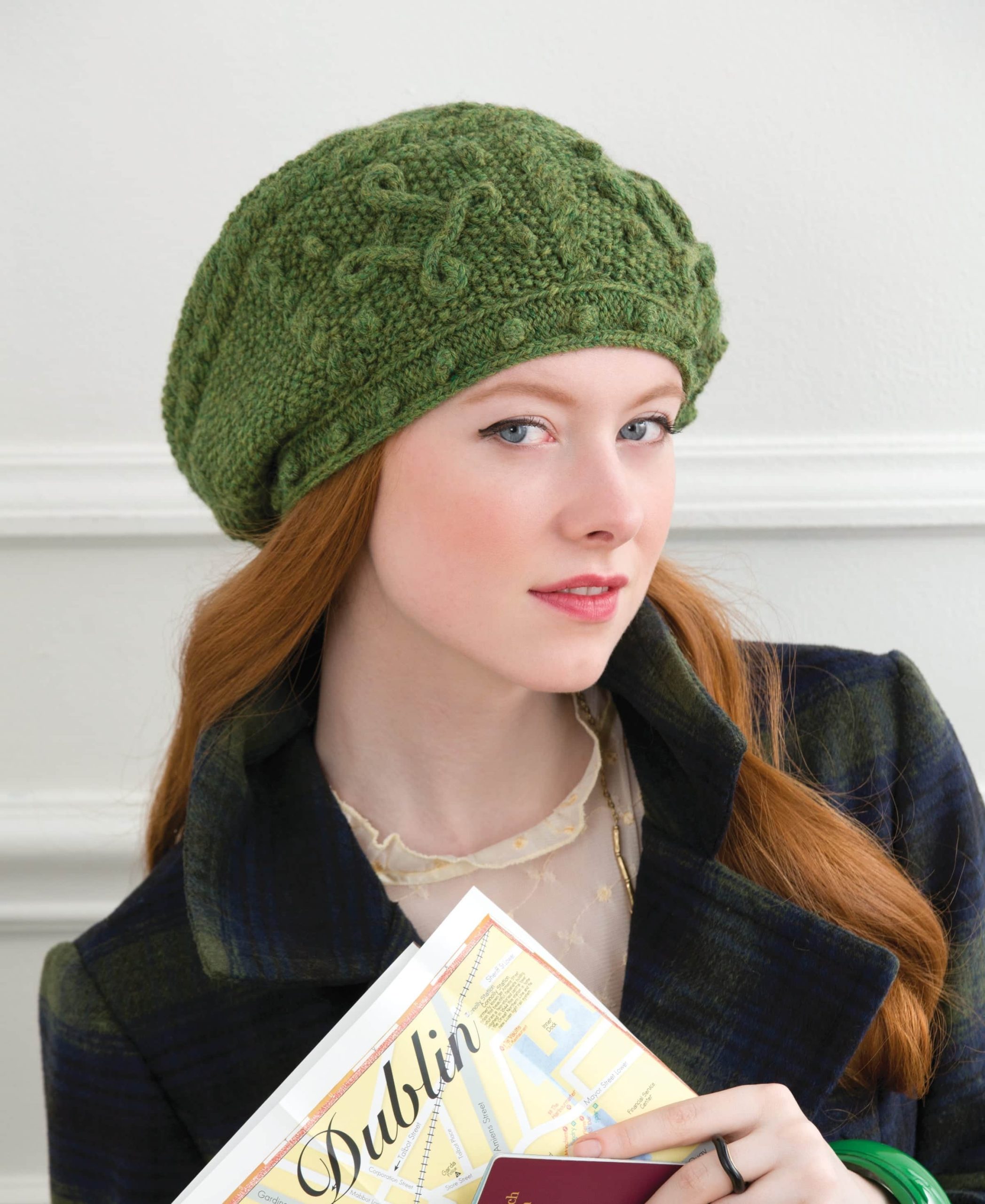 50 Knitted Gifts for Year-Round Giving: Designs for Every Season and Occasion Featuring Universal Yarn Deluxe Worsted - Image 2